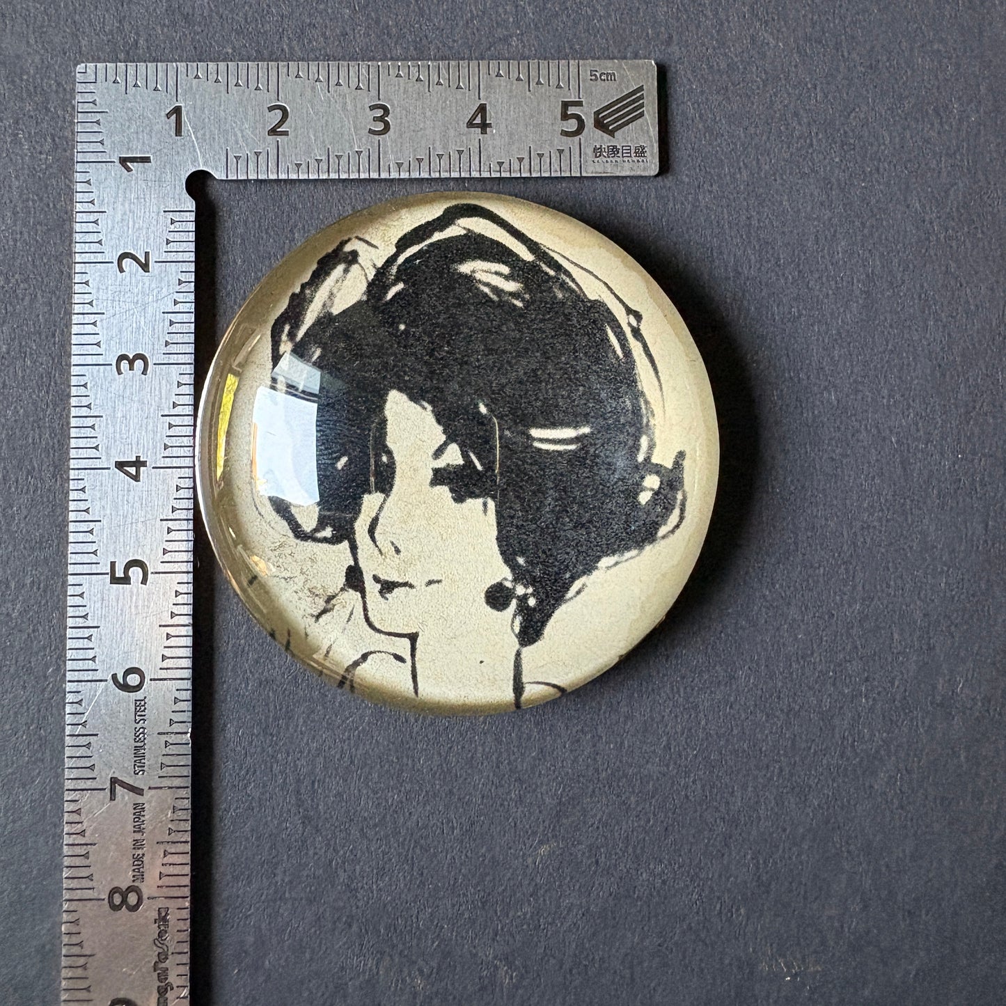 Fashionable wink: black and white model