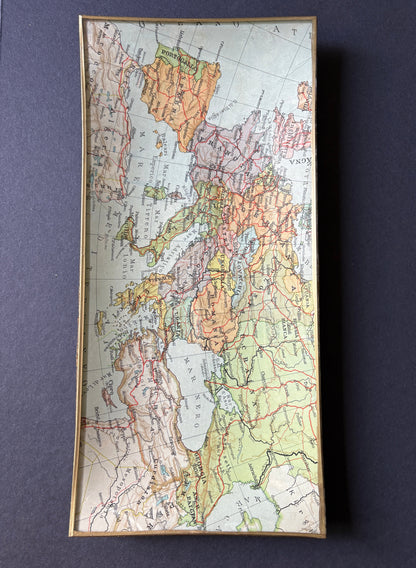 Shelfie: Political Europe, 1932