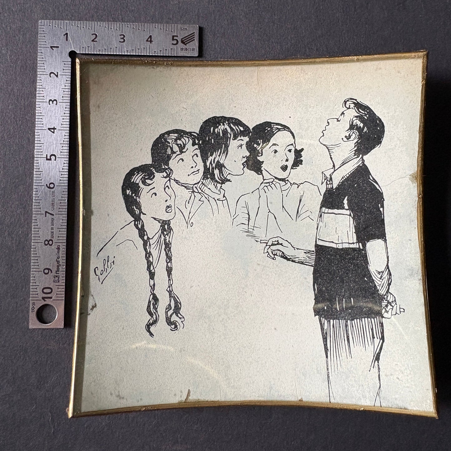 Shelfie: 4 girls and 1 boy