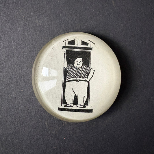 Occhiolino favoloso: Uomo sulla soglia di casa