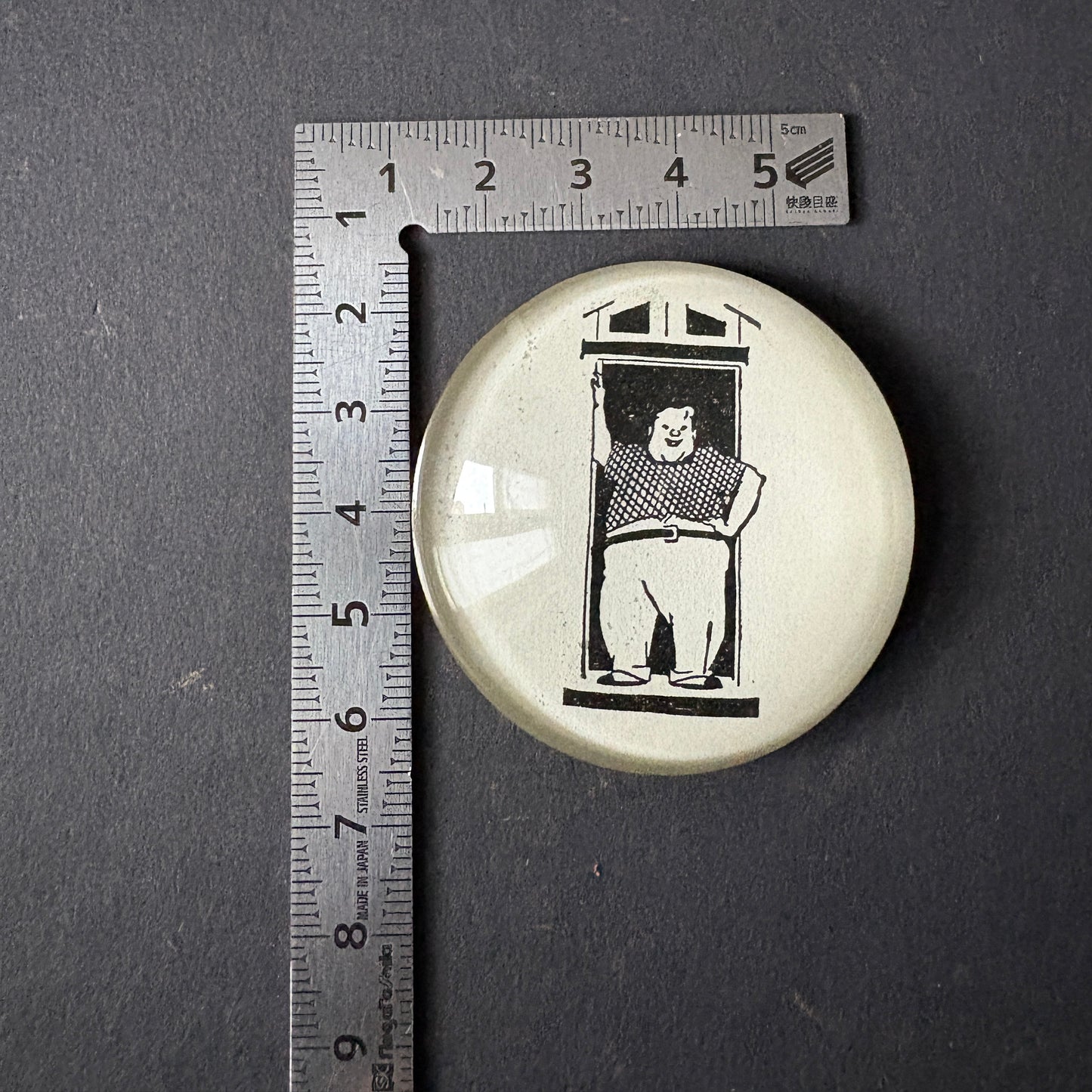 Fabulous Wink: Man on Doorstep