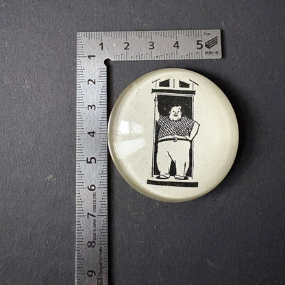 Fabulous Wink: Man on Doorstep