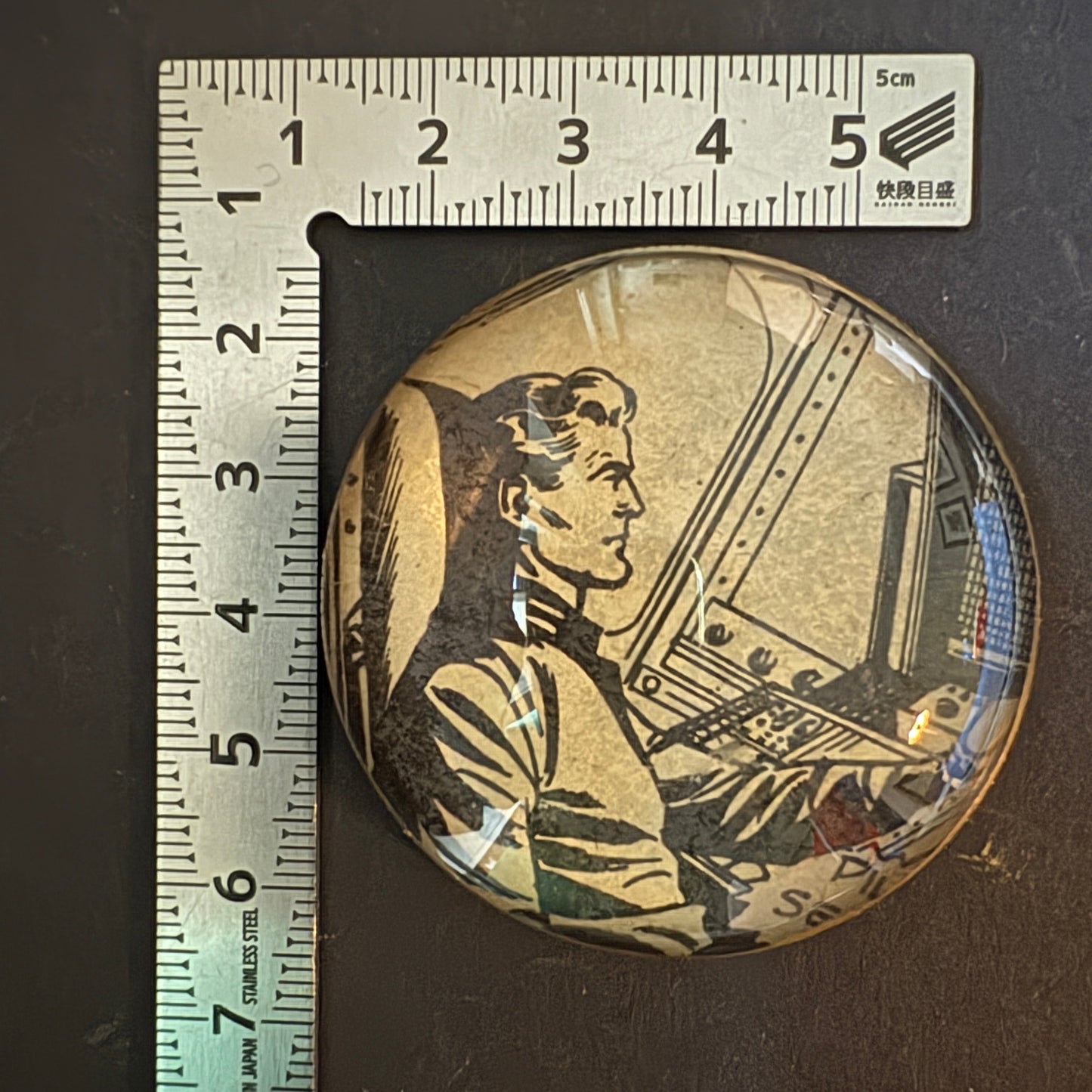 Cartoon Wink: Gordon on a Spaceship