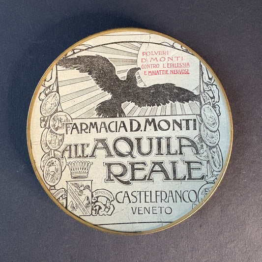 Shelfie: Farmacia D.Monti /Pubblicità