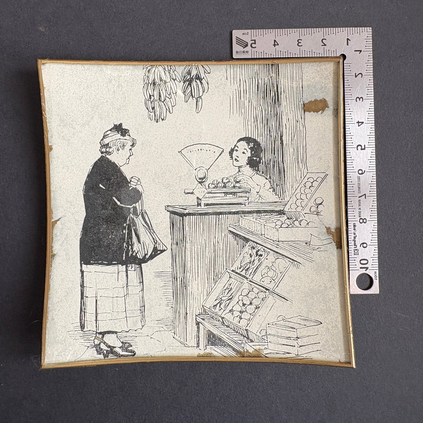 Shelfie: 4 girls and 1 boy