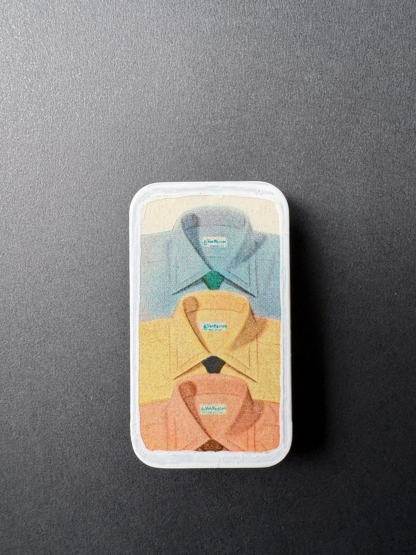 Keepsafe — scatolina in latta con ritaglio vintage pubblicità camicie